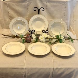 Lenox - Golden Sand Dune Salad/Pasta Bowl